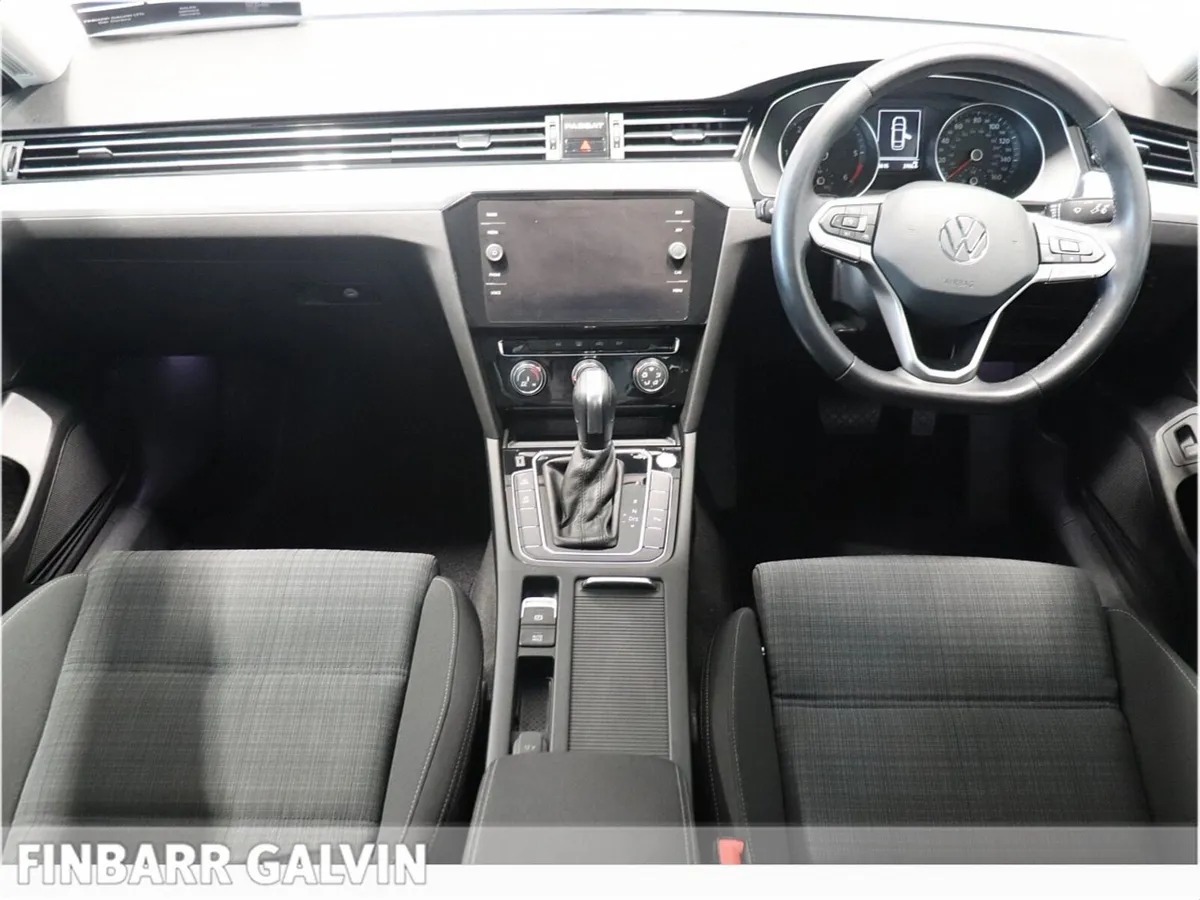 VW Passat  2.0 TDI 150HP DSG Business - Image 4