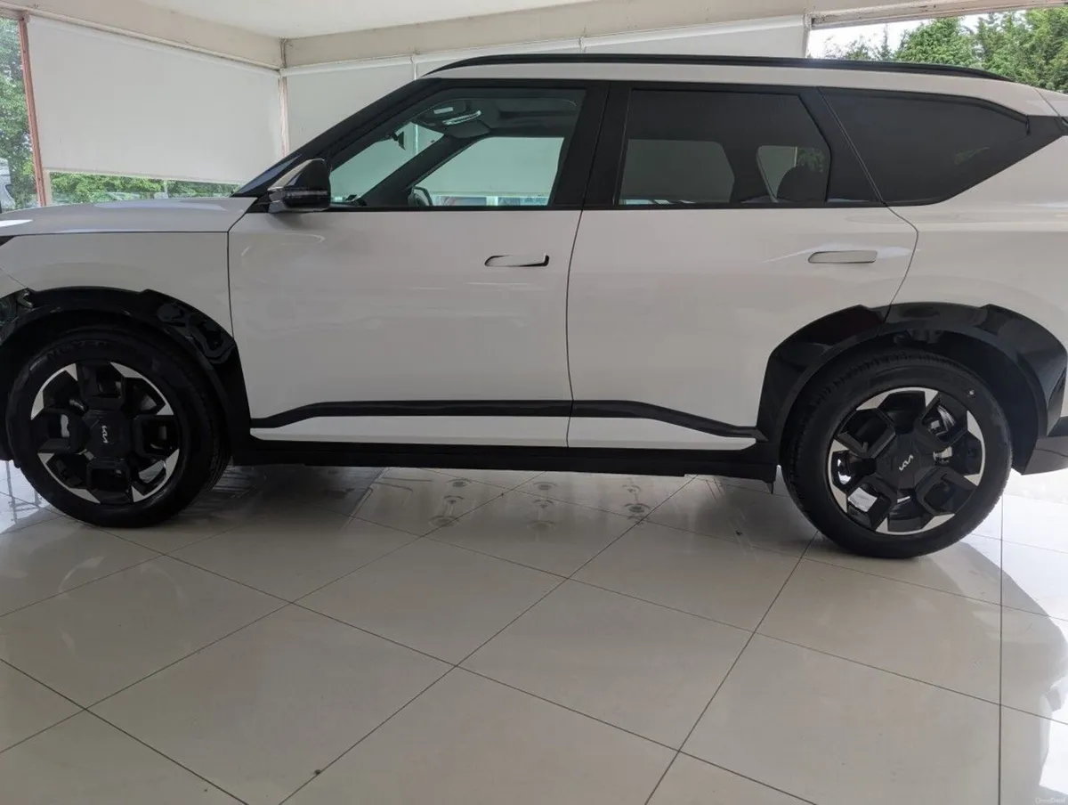 Kia EV5 GT Line With Sunroof - Image 2