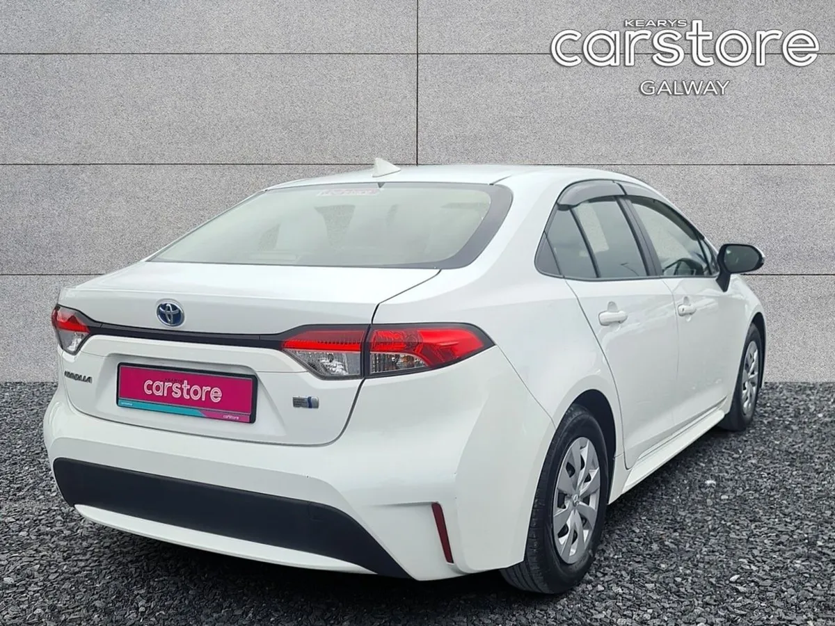 Toyota Corolla Hybrid G-X - Image 3