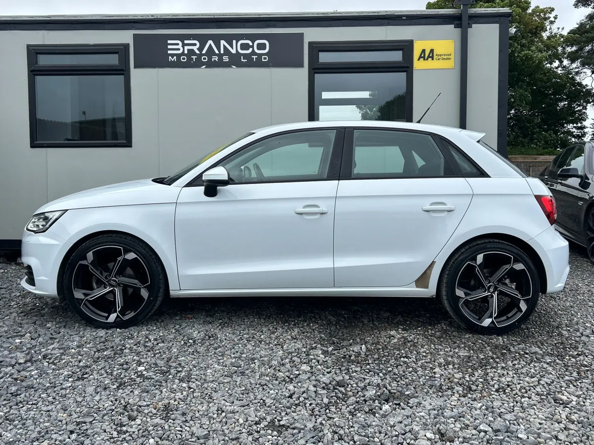 Audi A1 1.0 Automatic 2016 - Image 5