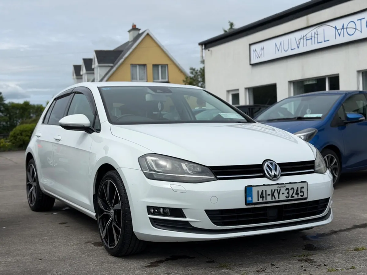 Volkswagen Golf High Spec AUTO - Image 3