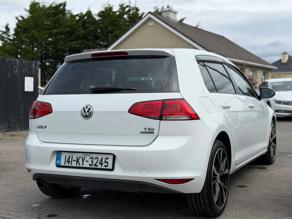 Volkswagen Golf High Spec AUTO - Image 6