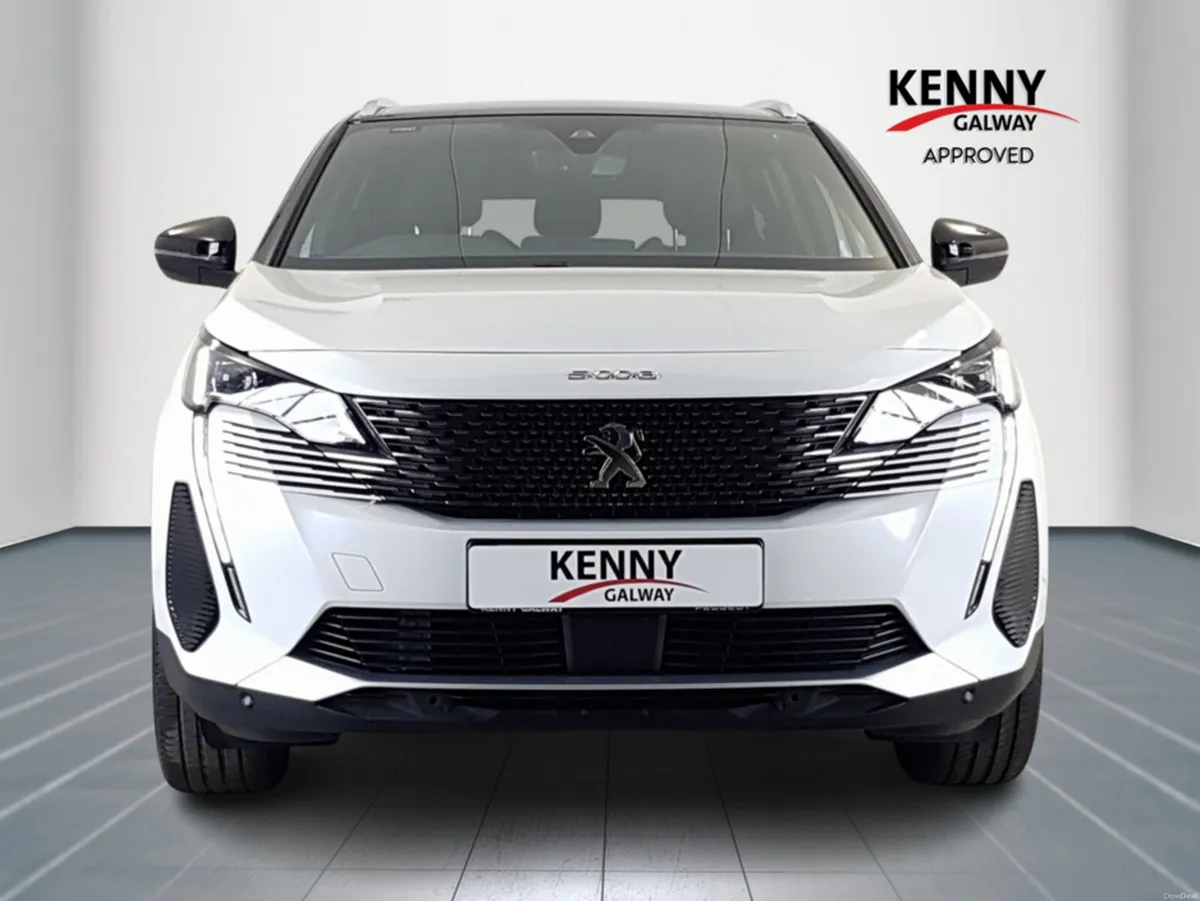 Peugeot 5008 *Deposit taken* GT 1.2 MHEV 136 EDCT - Image 2