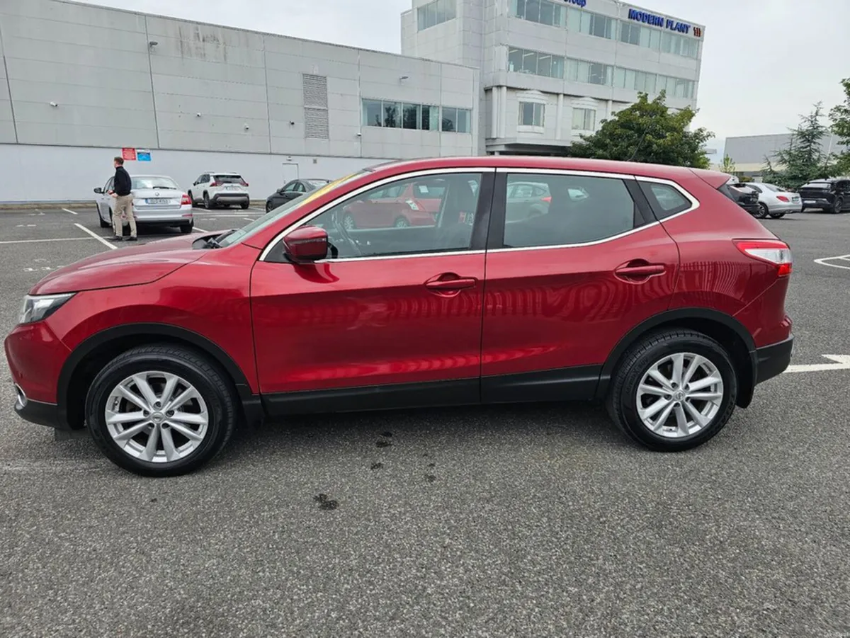 Nissan Qashqai 1.5 SV Safety PK E6 4DR - Image 5