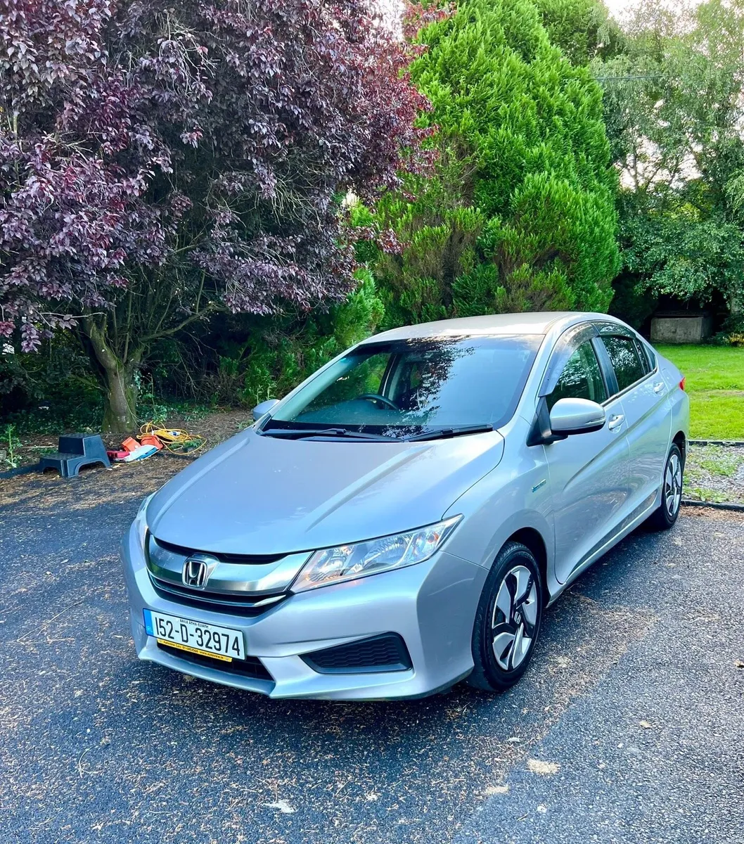 Honda Grace Hybrid automatic new nct - Image 6