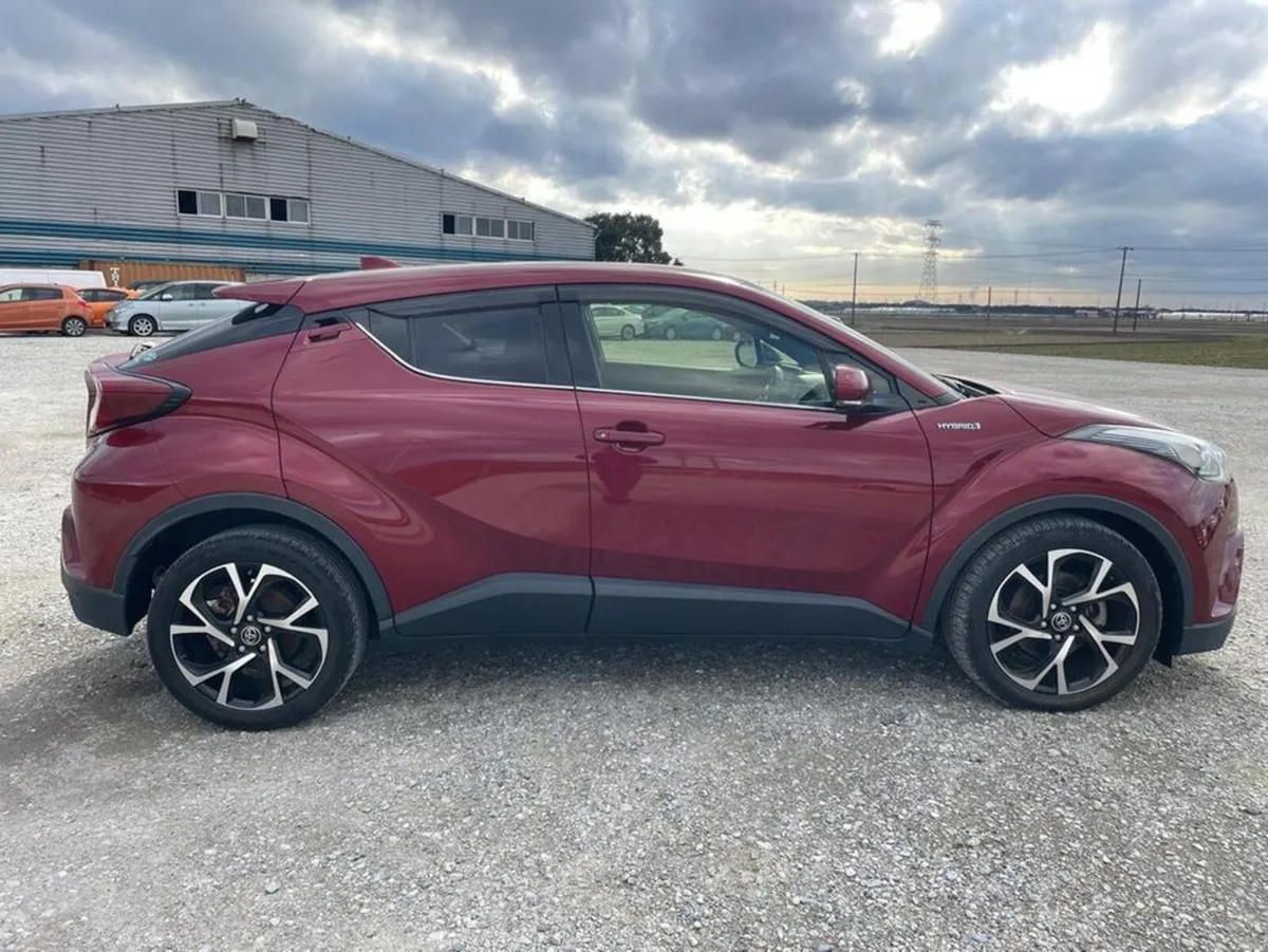 Toyota C-HR 192 G Spec Leather - Image 2
