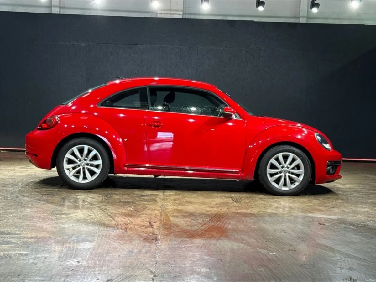 Volkswagen Beetle 1.2 AUTOMATIC DESIGN EDITION - F - Image 2
