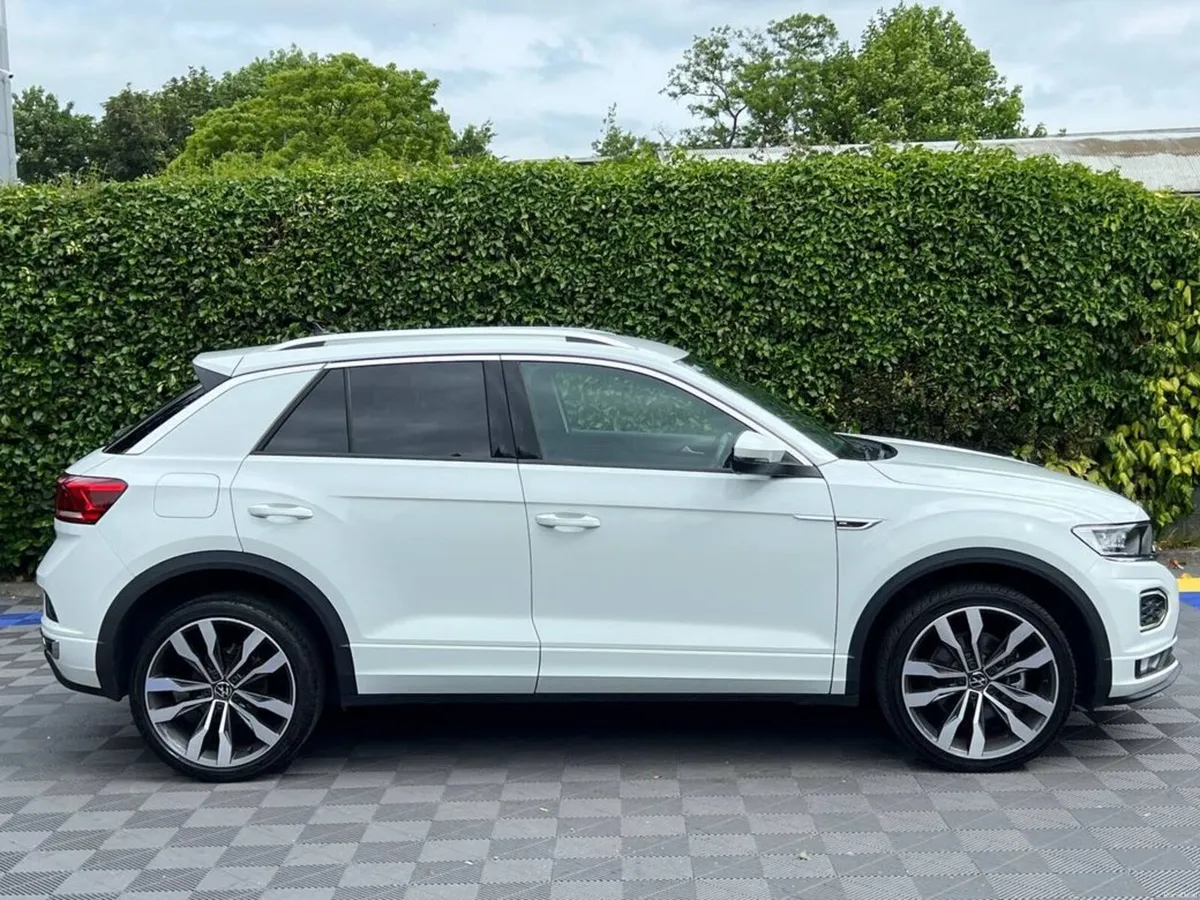 Volkswagen T-Roc R-LINE 2.0 TDI AUTO // FULL SERVI - Image 2