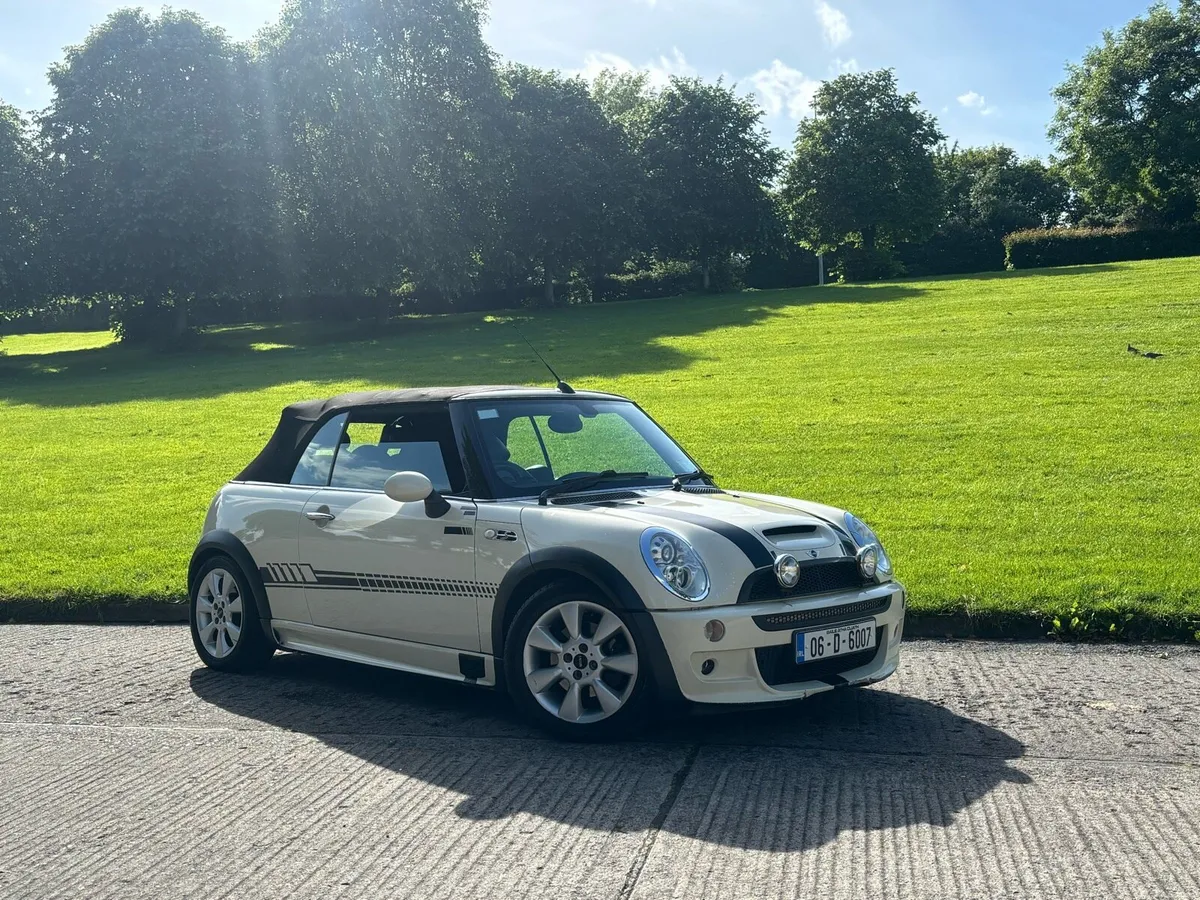 Mini Cooper S R52 Automatic Convertible *SPOTLESS* - Image 2