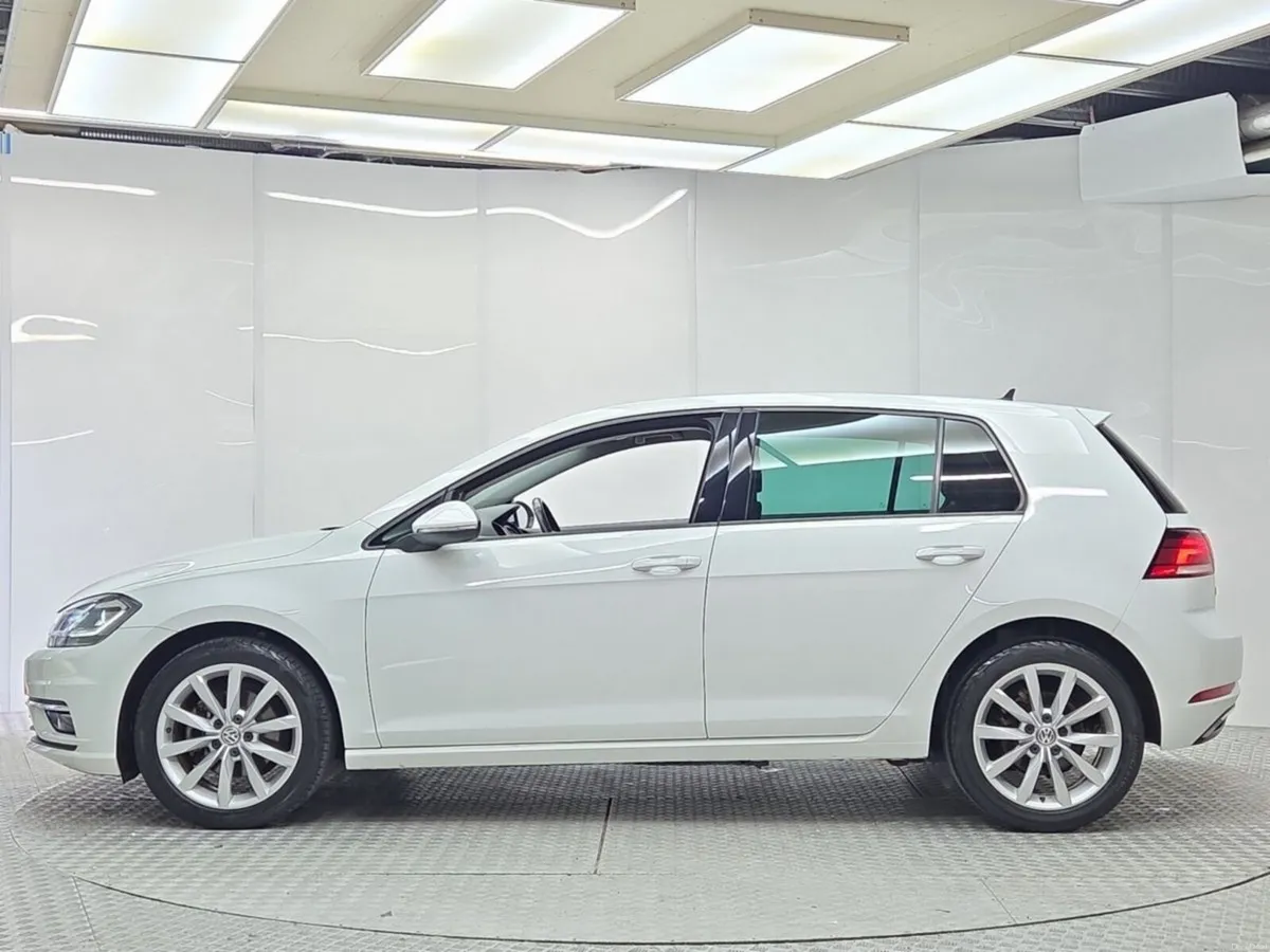 Volkswagen Golf TSI Comfort Tech Edition DSG - Image 5