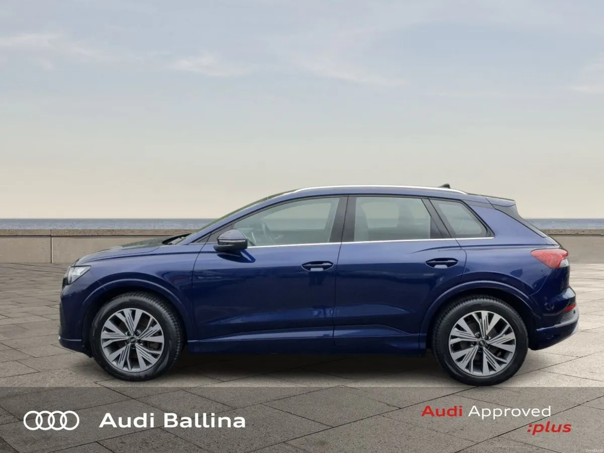 Audi Q4 e-tron 40 Sport **Bigger Range** - Image 4