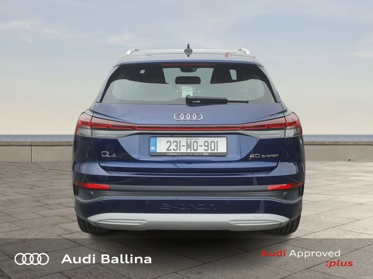 Audi Q4 e-tron 40 Sport **Bigger Range** - Image 6