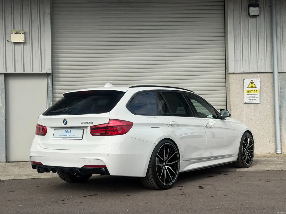 2016 BMW 320D M-Sport Tourer *M-Performance - Image 6