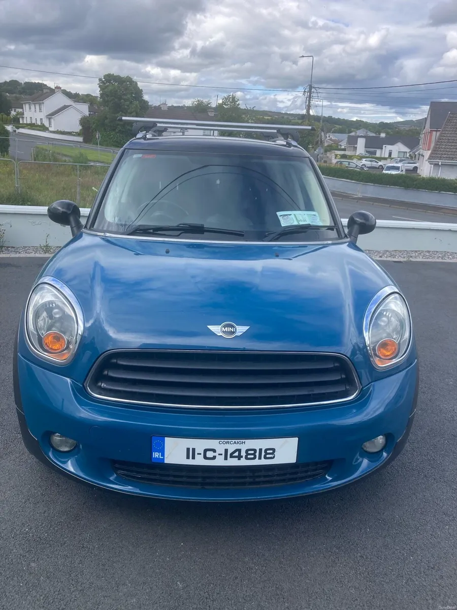 Mini Countryman - Image 1
