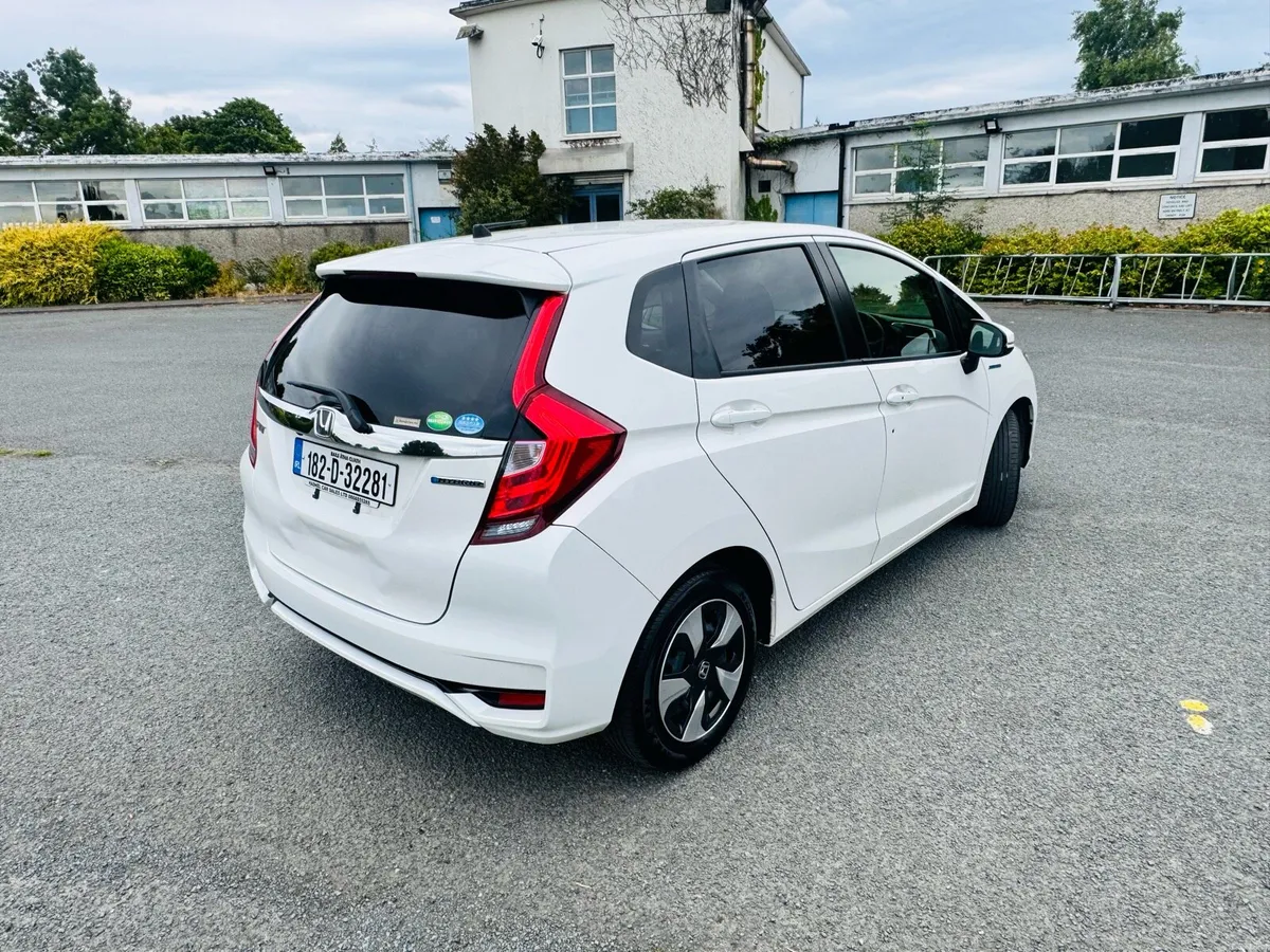 Honda Fit Automatic Hybrid 1.5 NCT 6/28 Tax 8/26 - Image 4