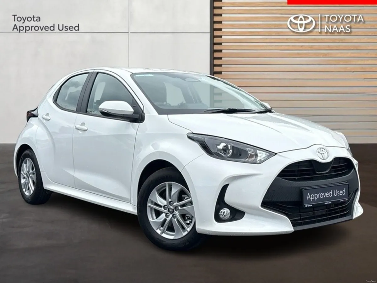 Toyota Yaris Yaris HEV Luna - Image 1