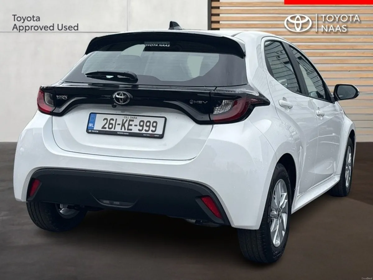Toyota Yaris Yaris HEV Luna - Image 2