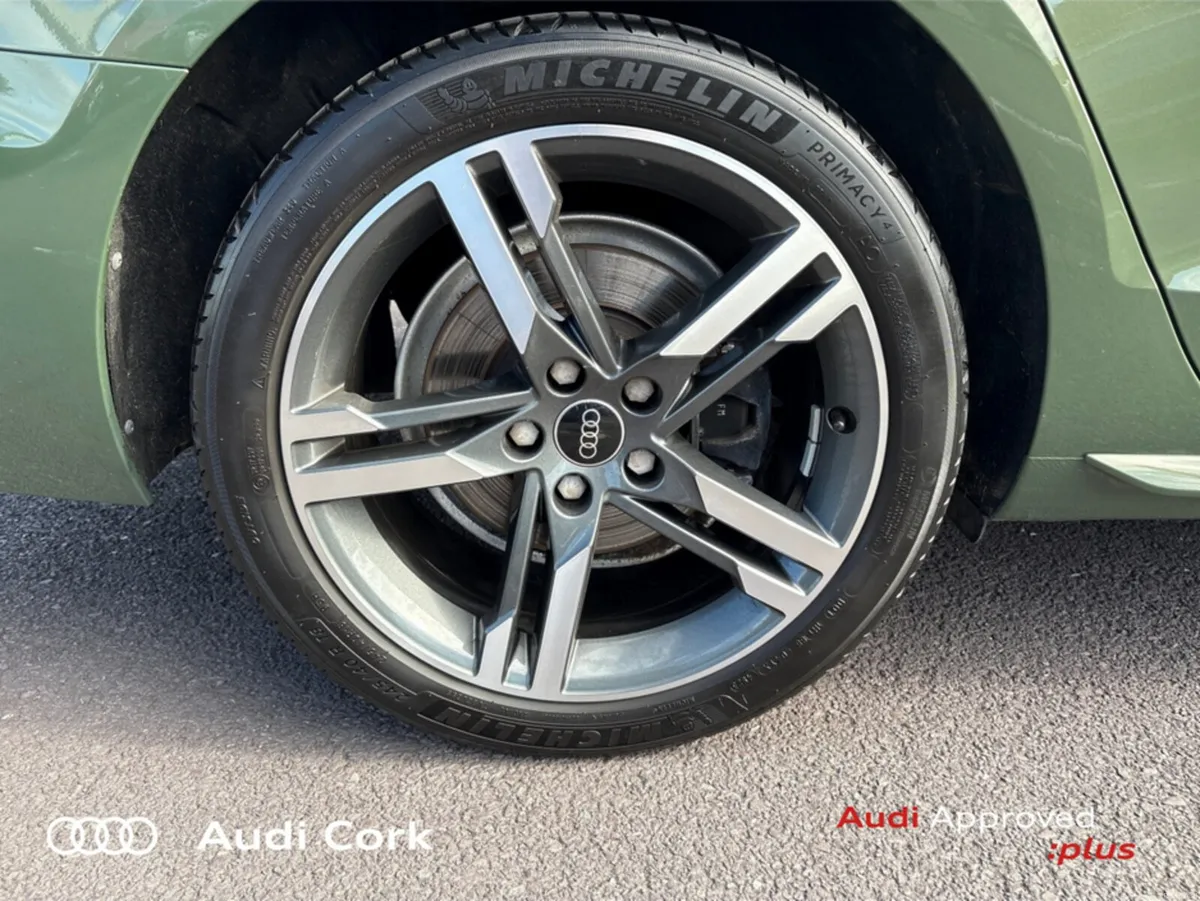 Audi Q3 Q3 E-HYBRID 270HP S-T SE - Image 3