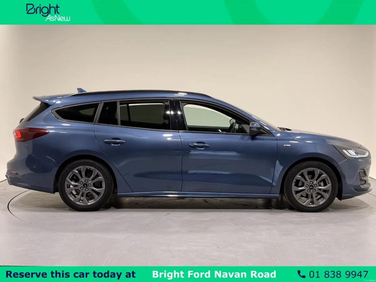 Ford Focus ST-LINE 5W 1.0T 155 MHEV - Image 5
