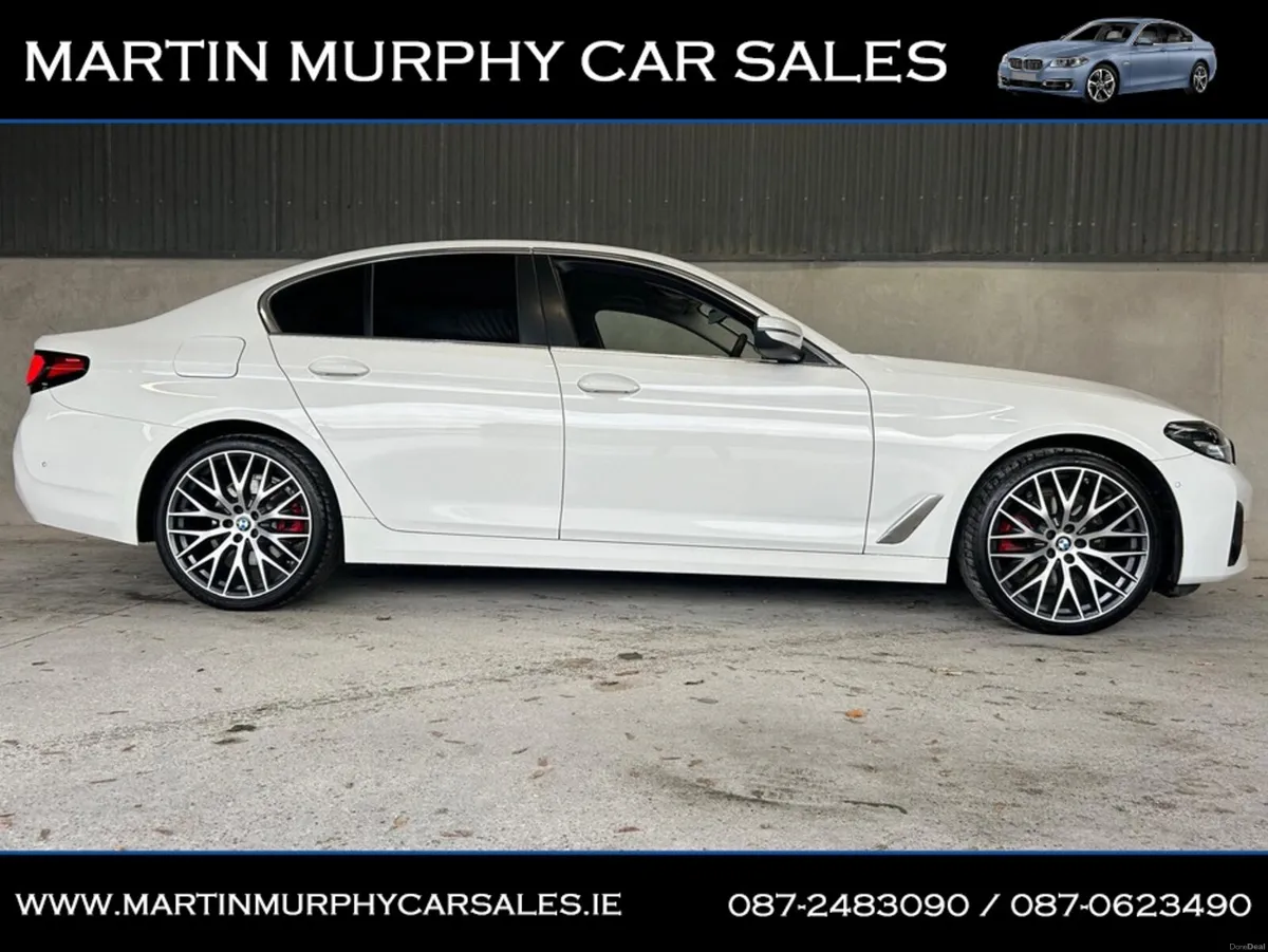 BMW 5-Series 520D SE AUT0 * LOW KMS * - Image 2