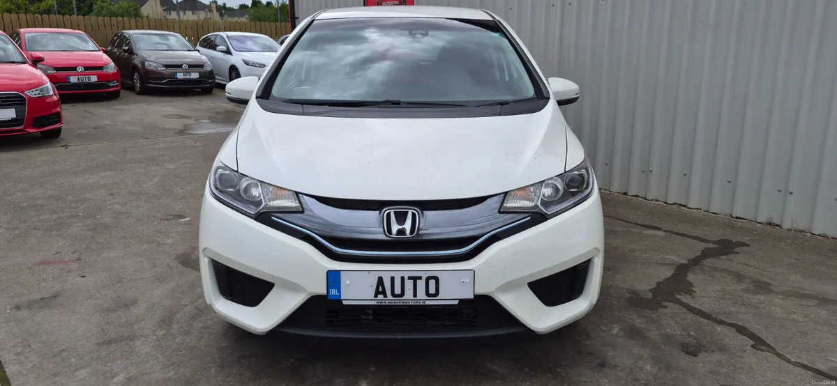 Honda Fit automatic hybrid/petrol 1.5 5dr - Image 4