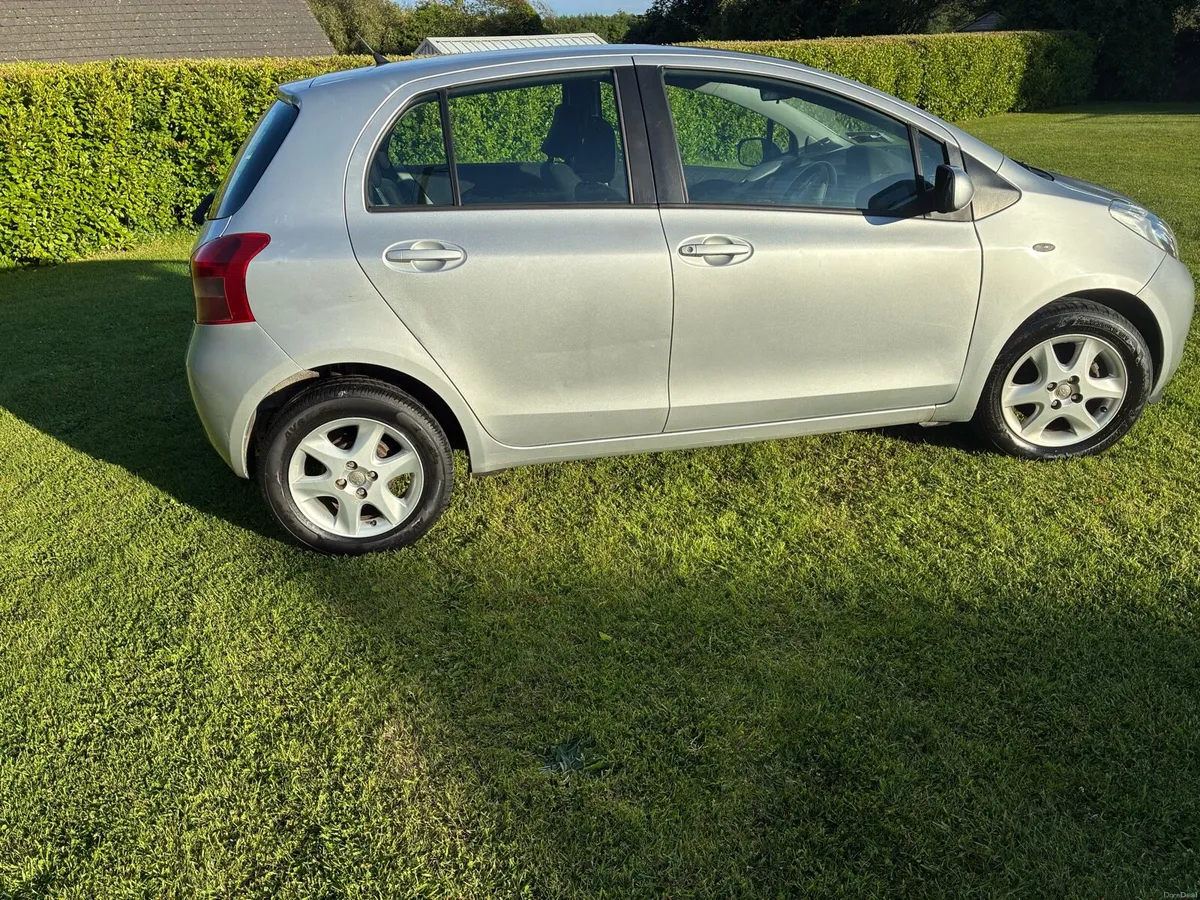 Toyota Yaris - Image 4