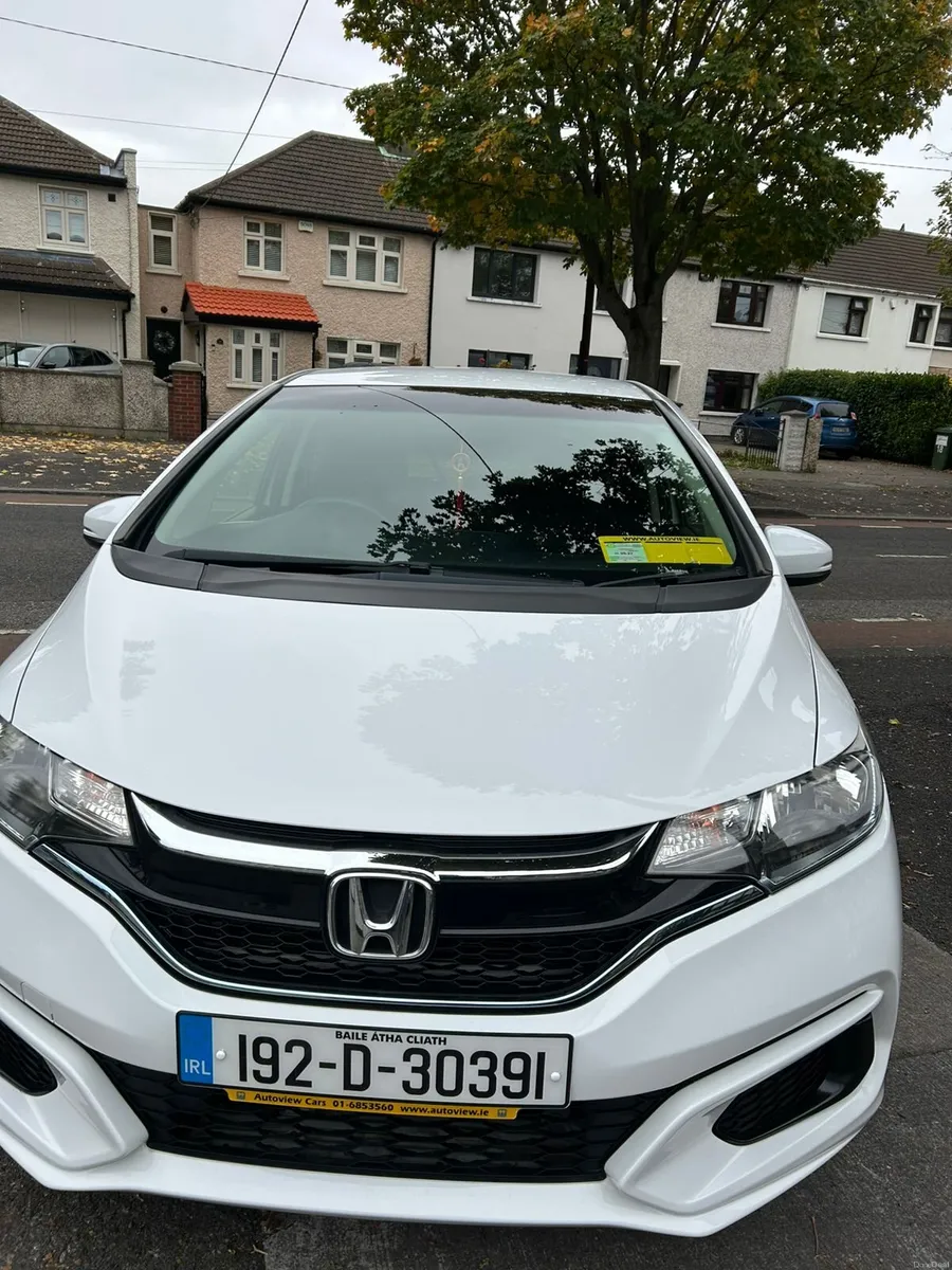 Car - Image 4