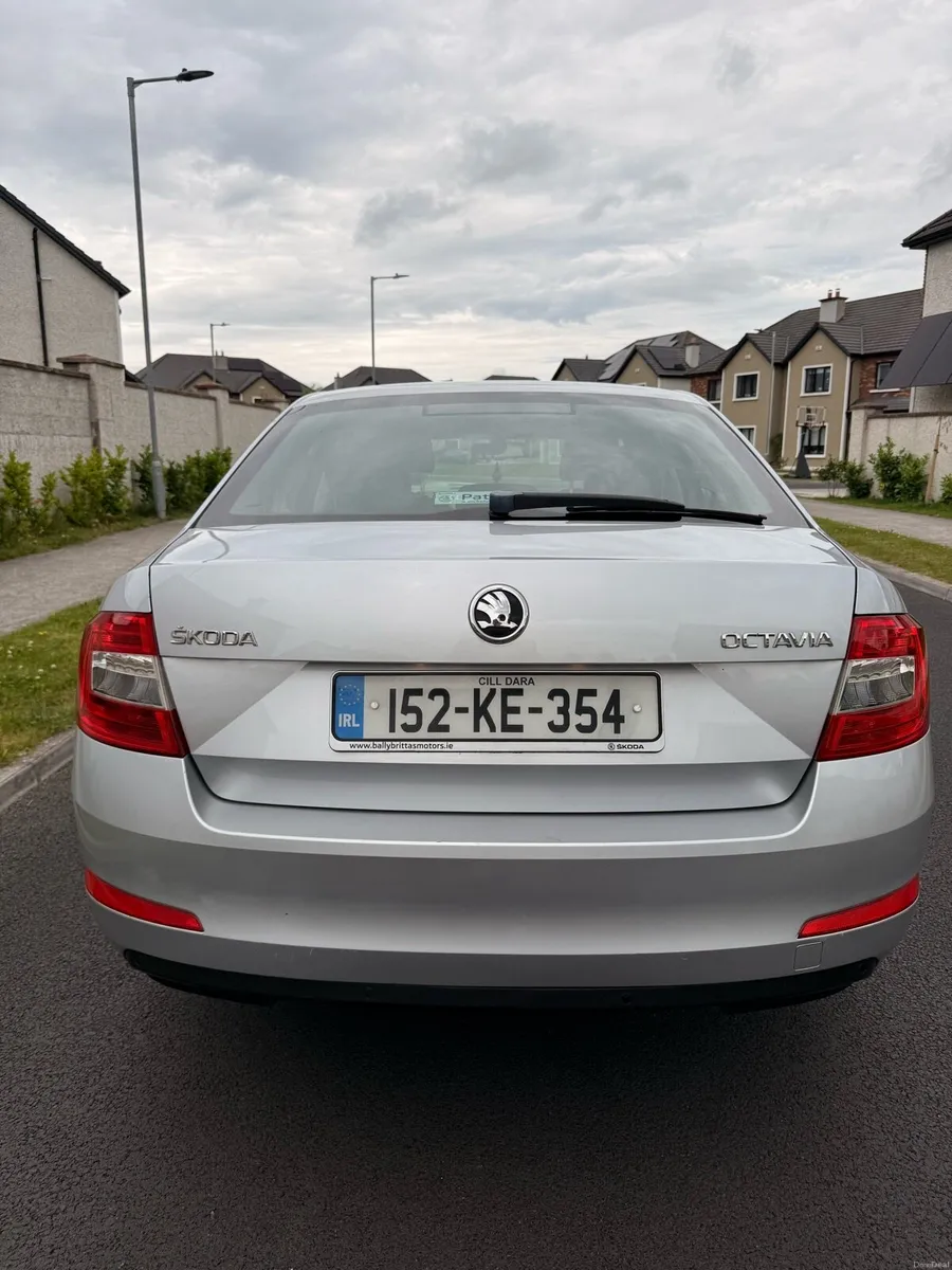 2015 Skoda Octavia Elegance Low Kilometres - Image 6