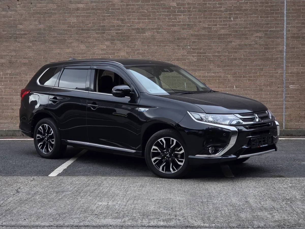 Mitsubishi outlander phev - Image 2