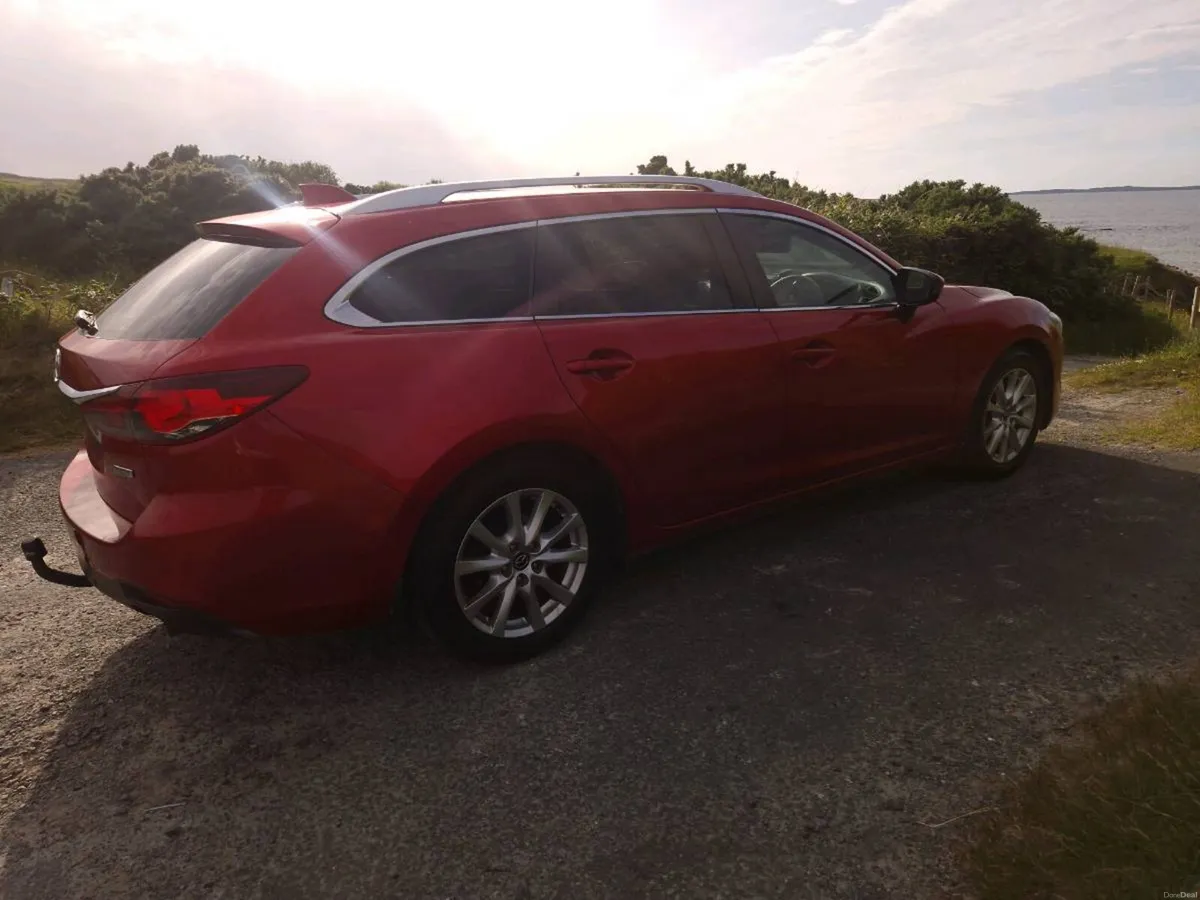 Mazda 6 2.2D Automatic - Image 4