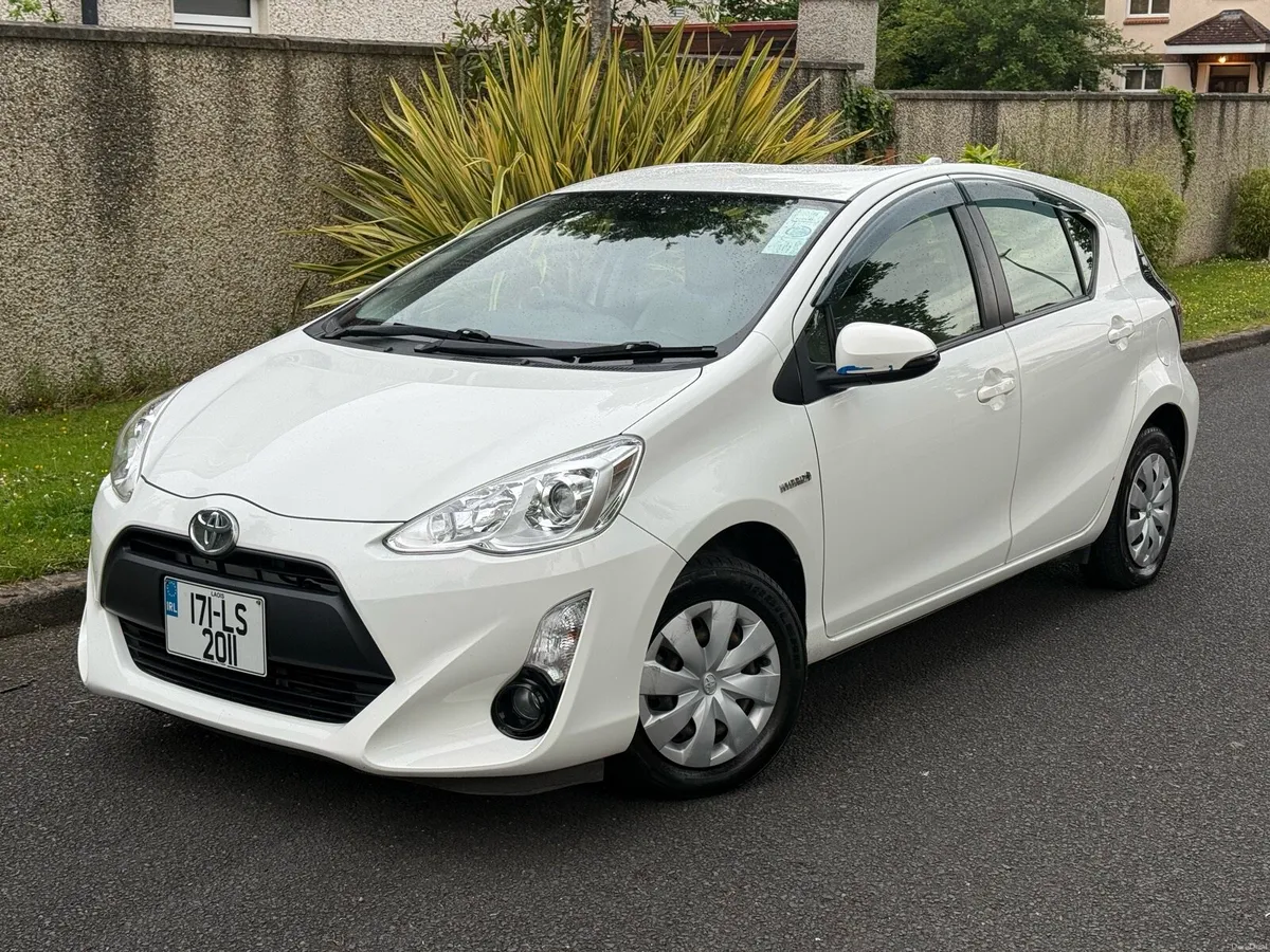 171 Toyota Aqua ONLY 134k kms NCT 07/27 - Image 1