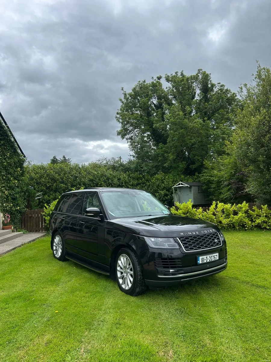 Range Rover - Image 2
