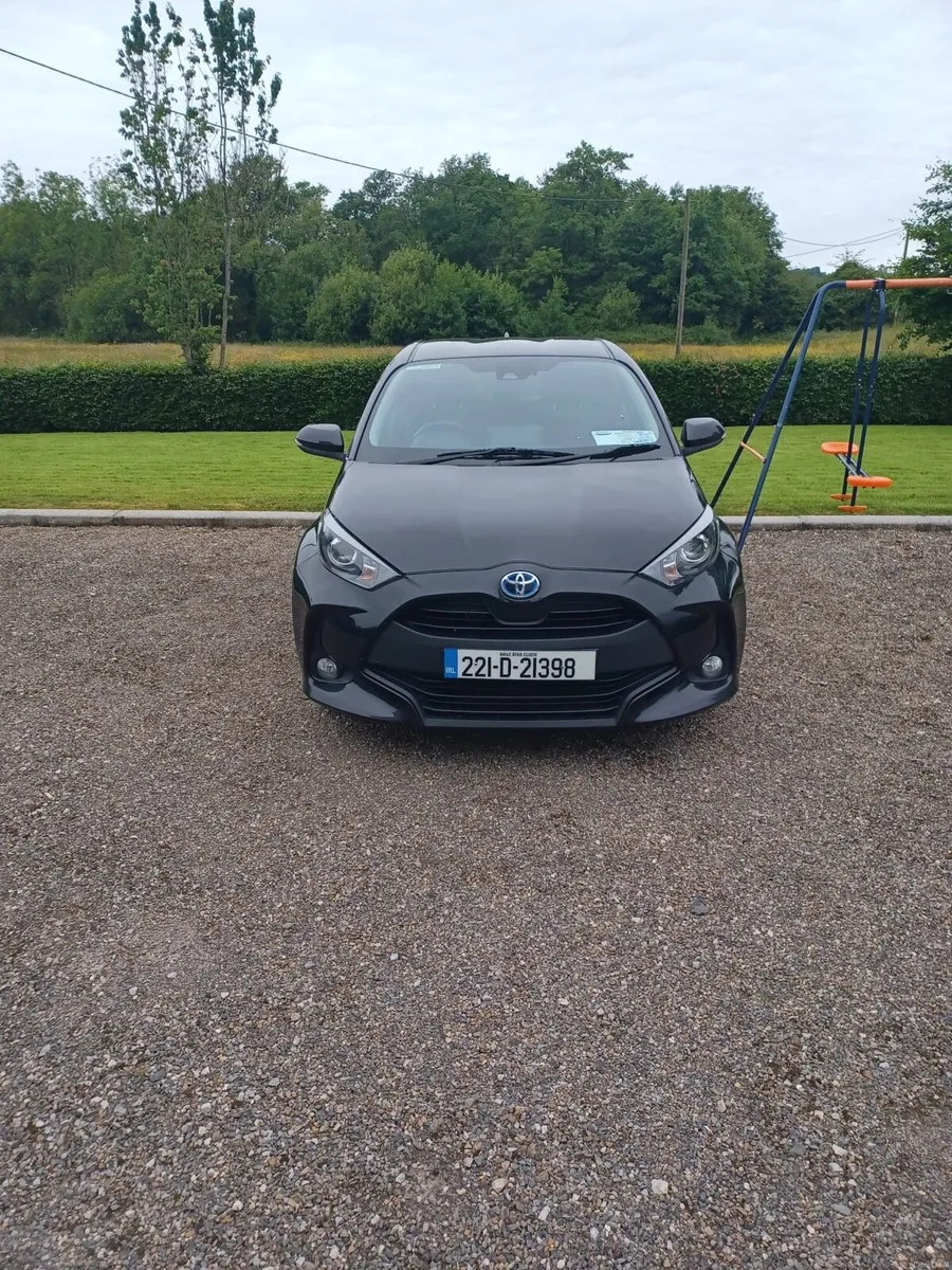 Toyota Yaris Hybrid *Nct 03/28* - Image 4