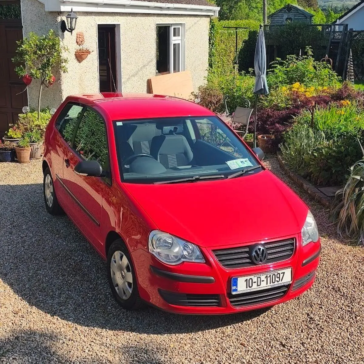 Volkswagen Polo 1.2L 2010 - Image 1