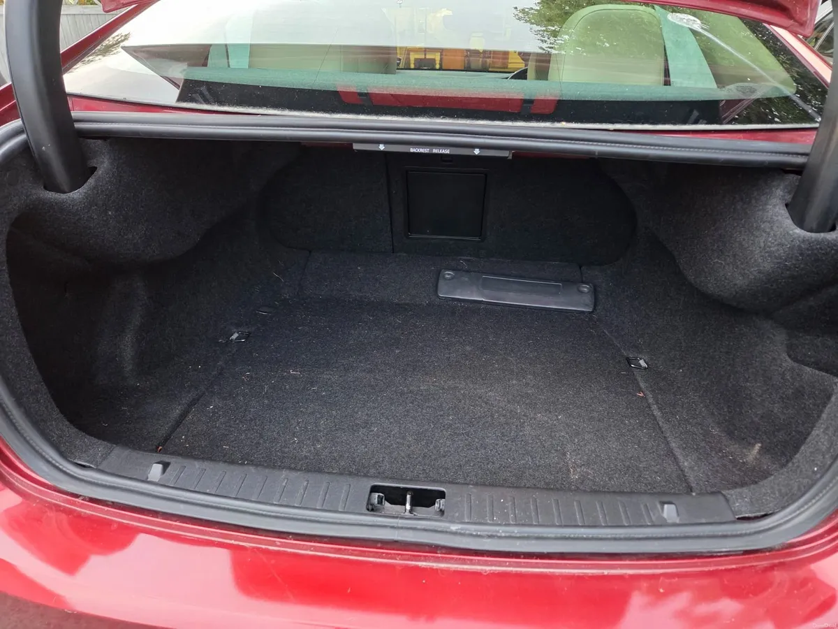 Volvo S60 2017 - Image 2