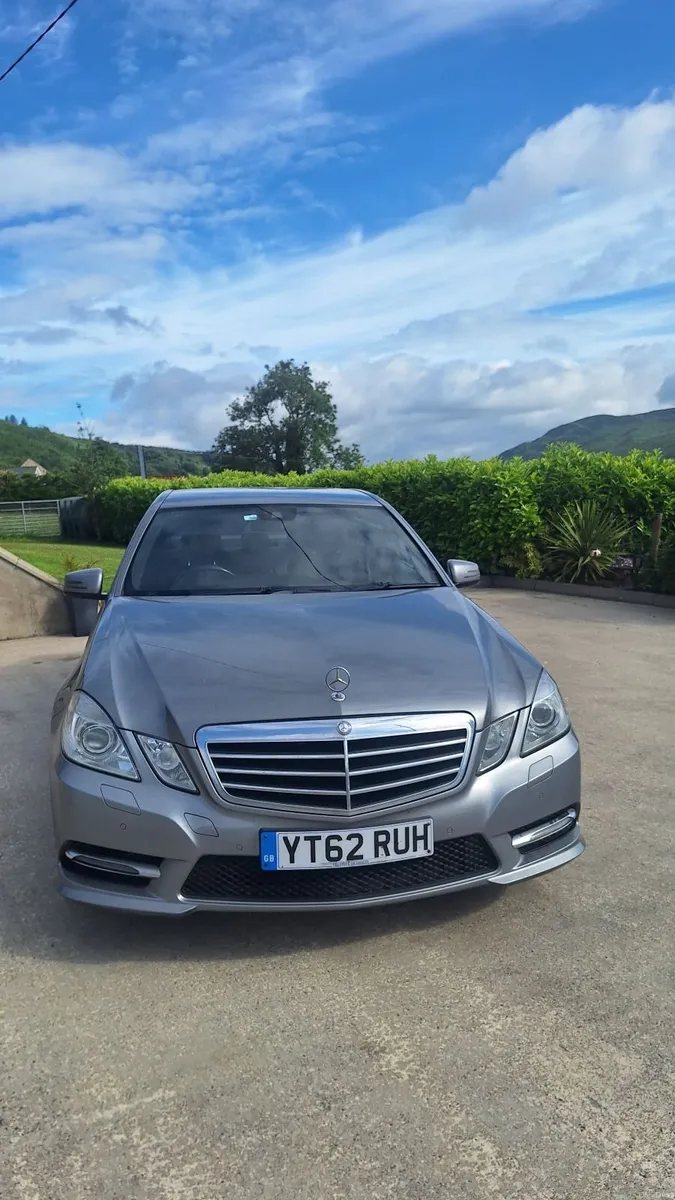 Mercedes-Benz E-Class 2012 - Image 4