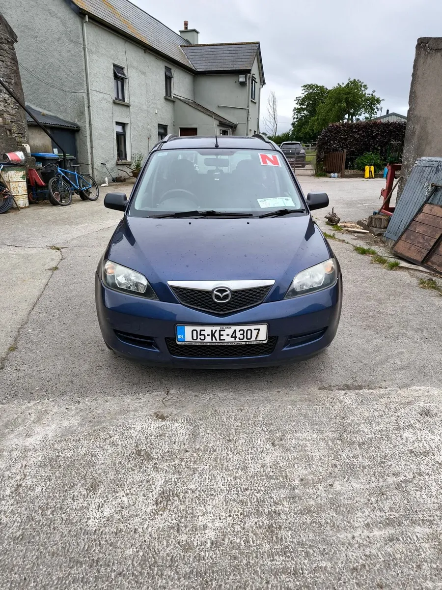 Mazda Mazda2 2005 - Image 1