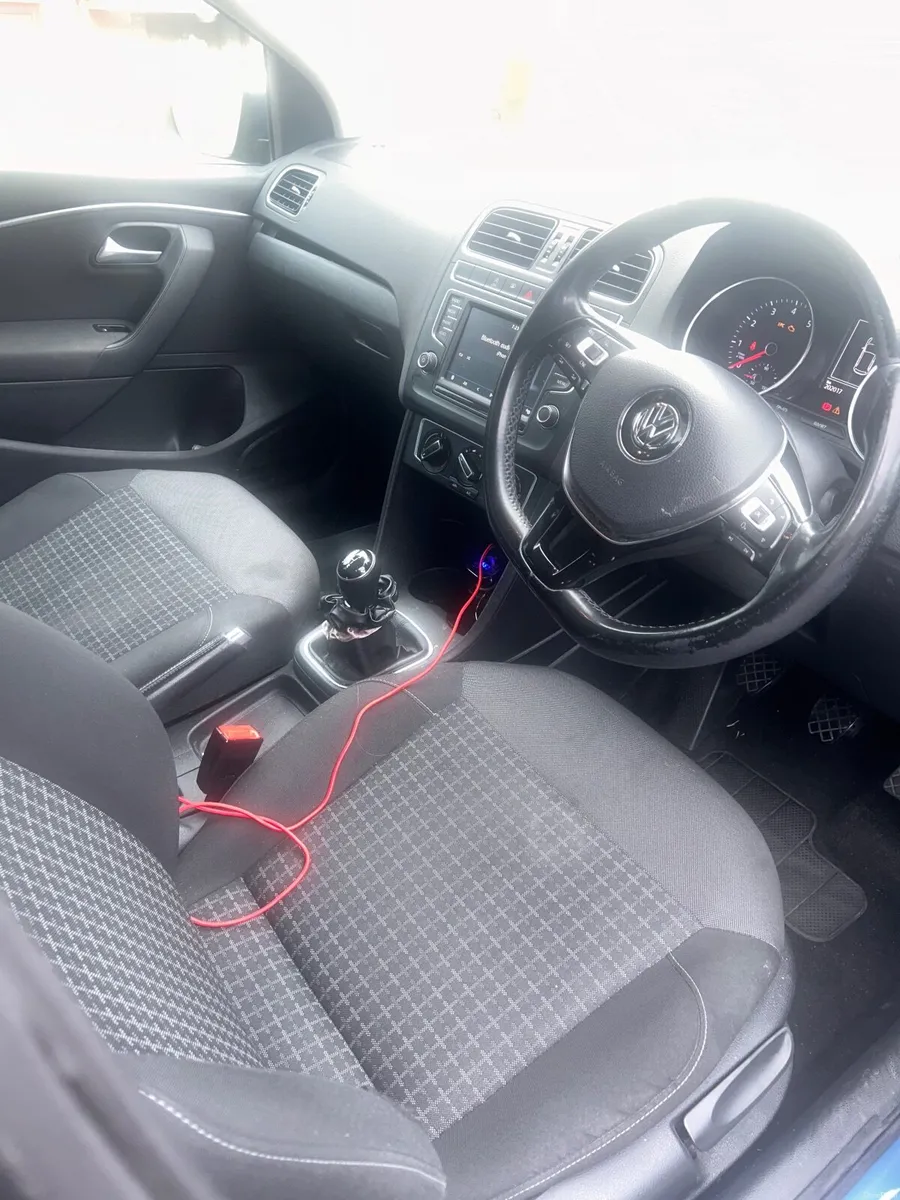 Volkswagen Polo 2017 - Image 3