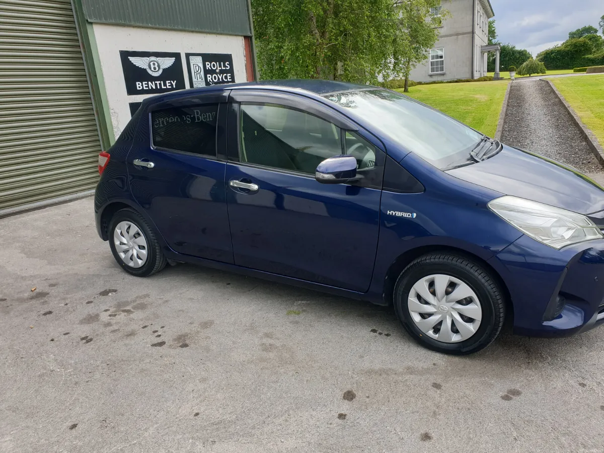 TOYOTA VITZ/182/AUTO/P.HYBRID/ALARM/IMMOBILISER - Image 4