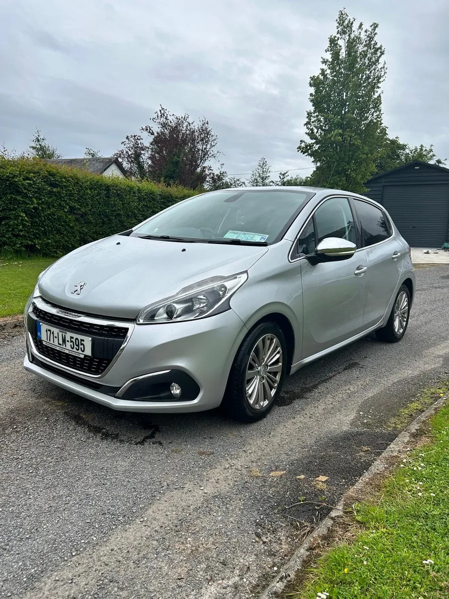 Peugeot 208 - Image 3