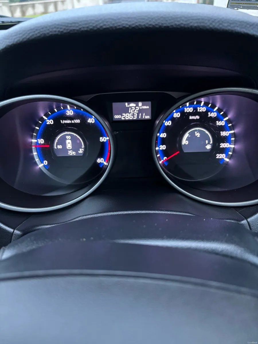 Hyundai IX35 - Image 2