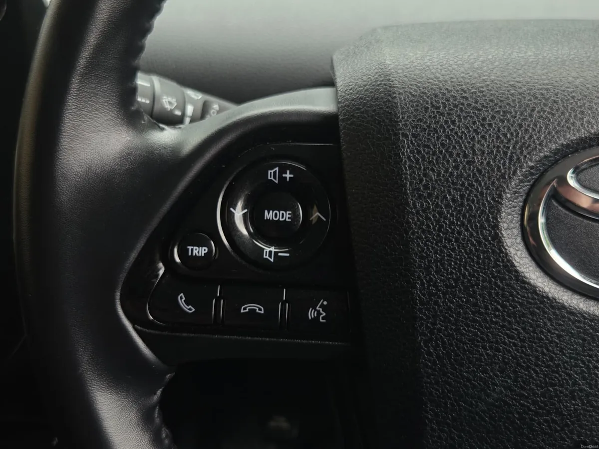 Toyota Prius 2021 - Image 3