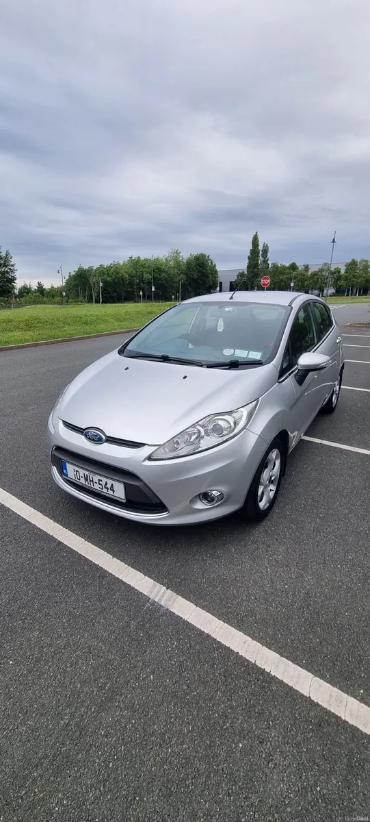 Ford Fiesta 2010 - Image 1