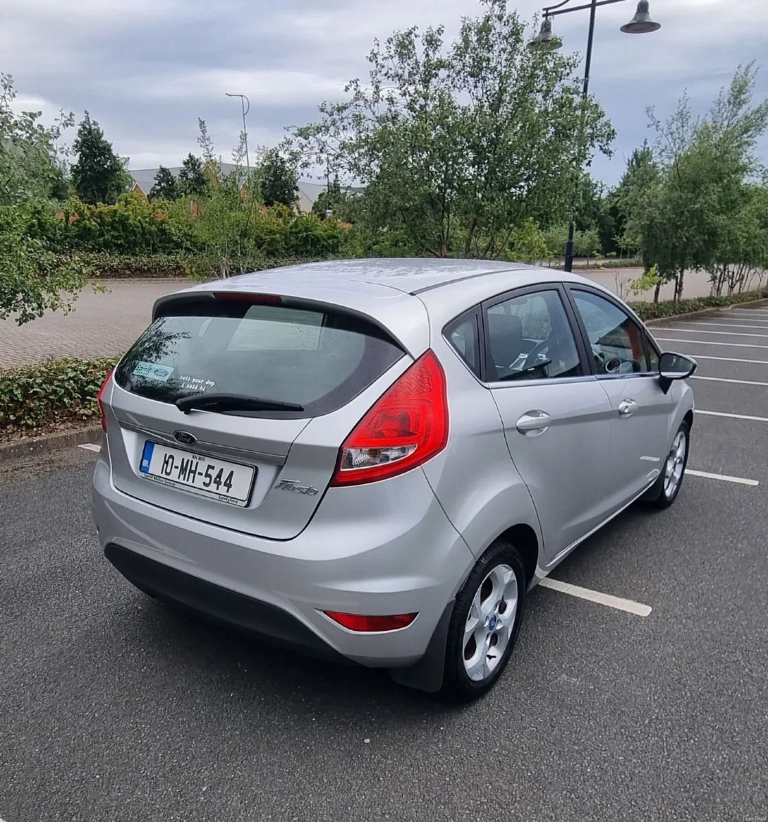 Ford Fiesta 2010 - Image 2