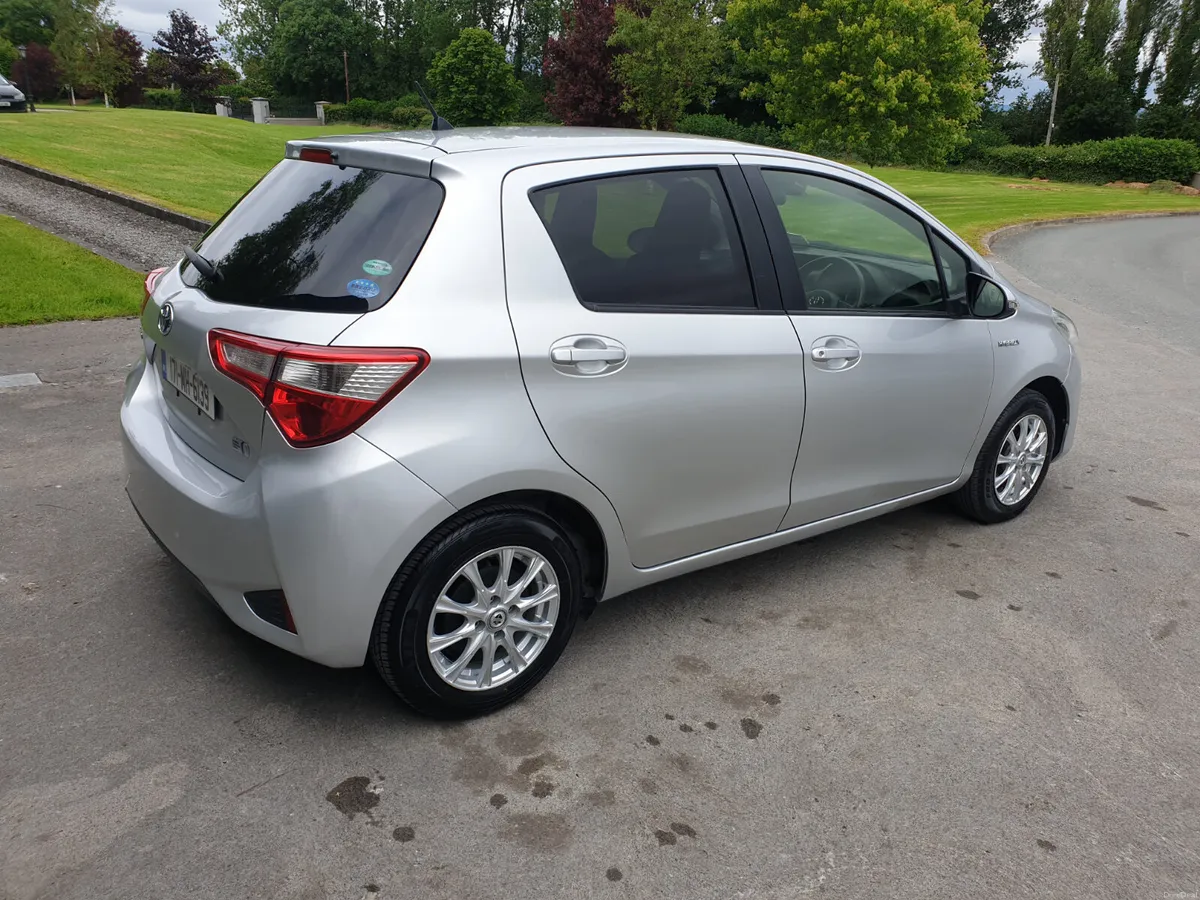 TOYOTA VITZ/171/AUTO/ P.HYBRID /ALARM/IMMOB/R.CAME - Image 6