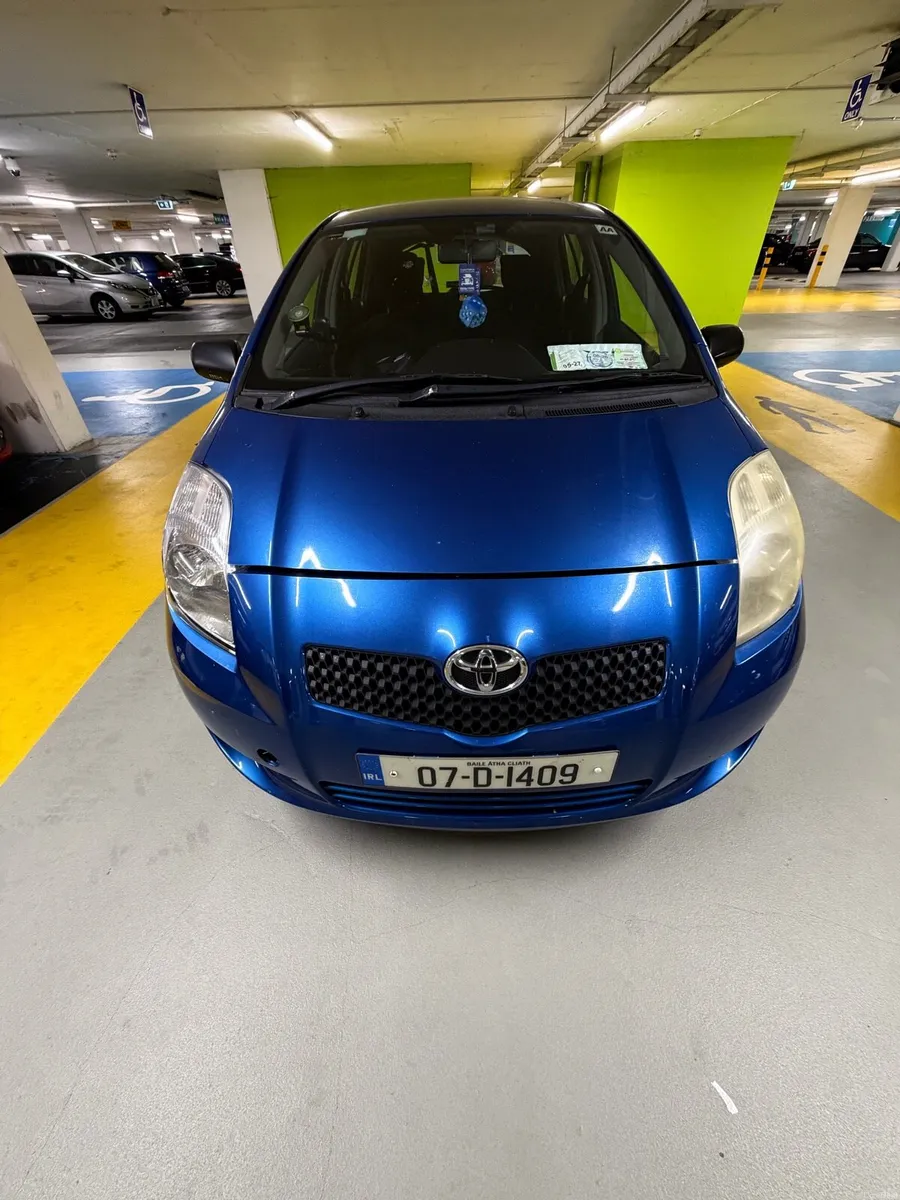 Toyota Yaris Blue 07 - Image 4