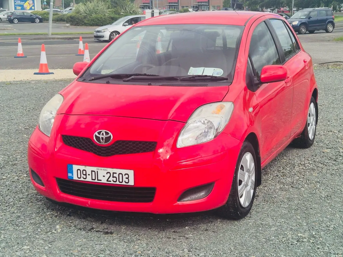 Low miles Toyota Yaris tr 2009 1.3 petrol manual - Image 1