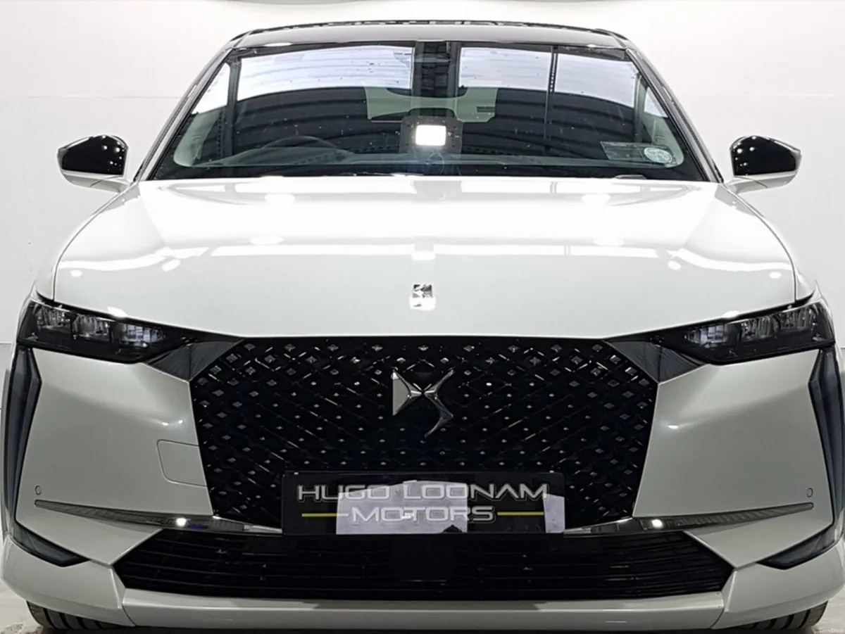 DS Automobiles DS 4 TROCADERO 1.2 130 AUTO 5DR - Image 3