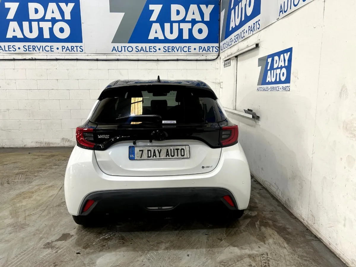 Toyota Yaris 6AA-MXPH14 5DR AUTO - Image 6