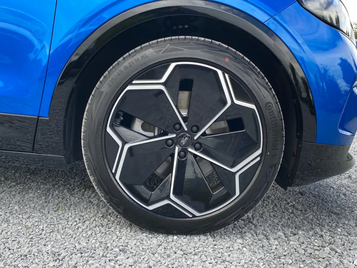 Ford Capri Premium Extended Range RWD..21" Wheels - Image 5